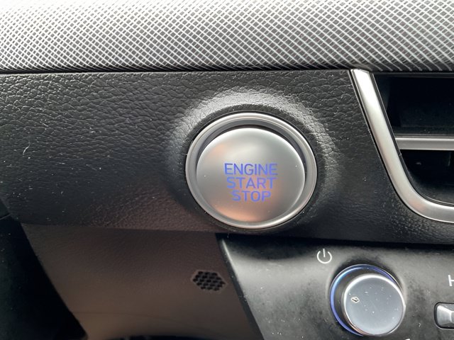 Used 2025 Hyundai Sonata SEL FWD image 19