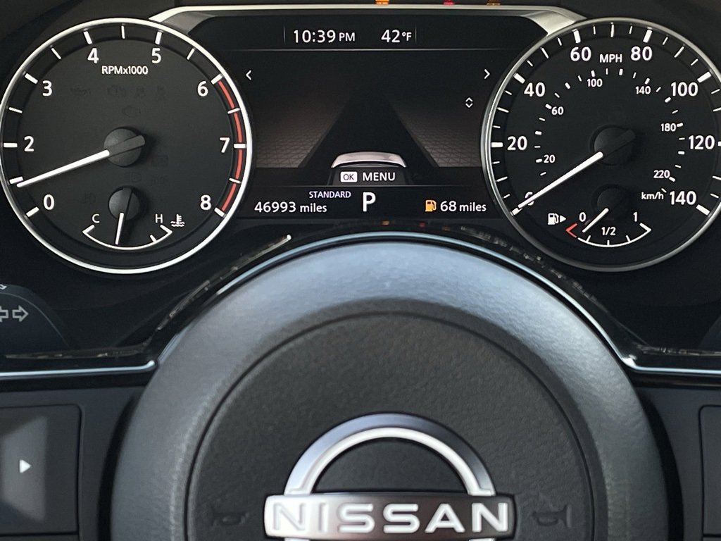 Used 2023 Nissan Rogue SV image 16