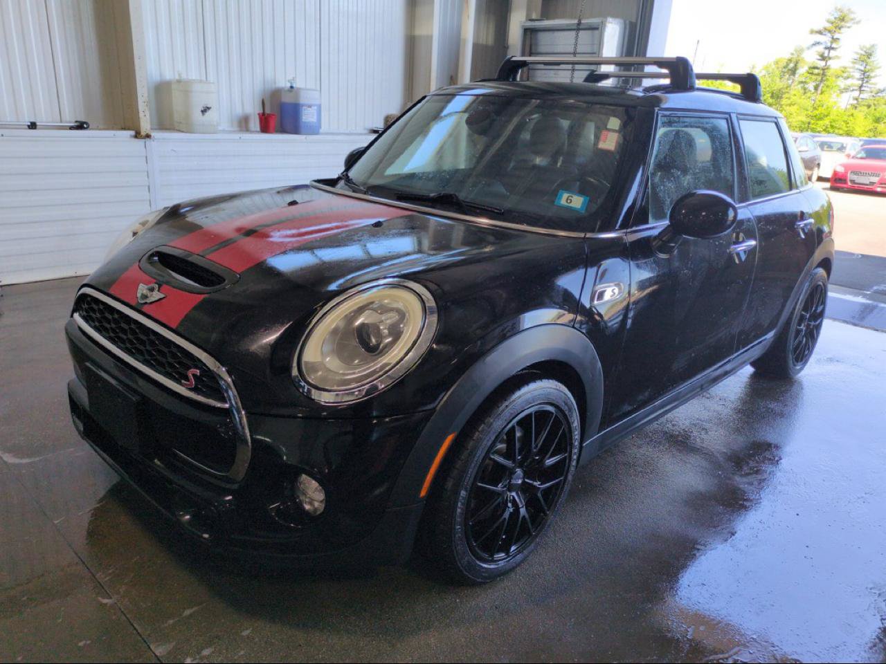 Used 2018 MINI Cooper S FWD image 1