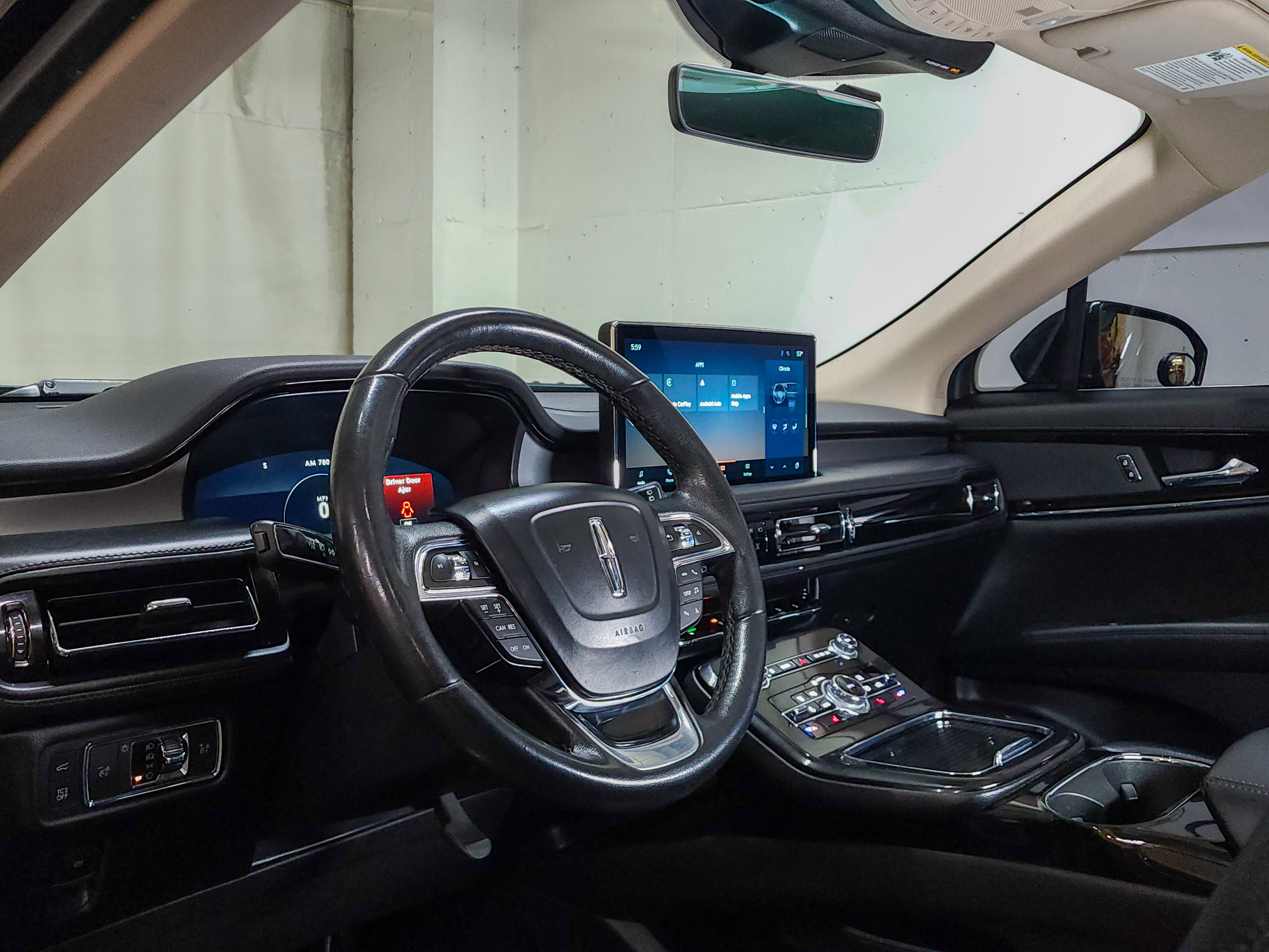 Used 2022 Lincoln Nautilus FWD image 37