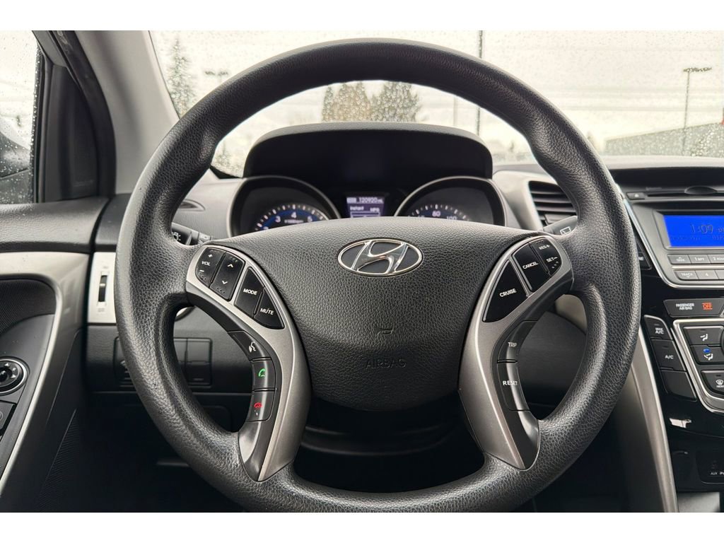 Used 2017 Hyundai Elantra GT image 22