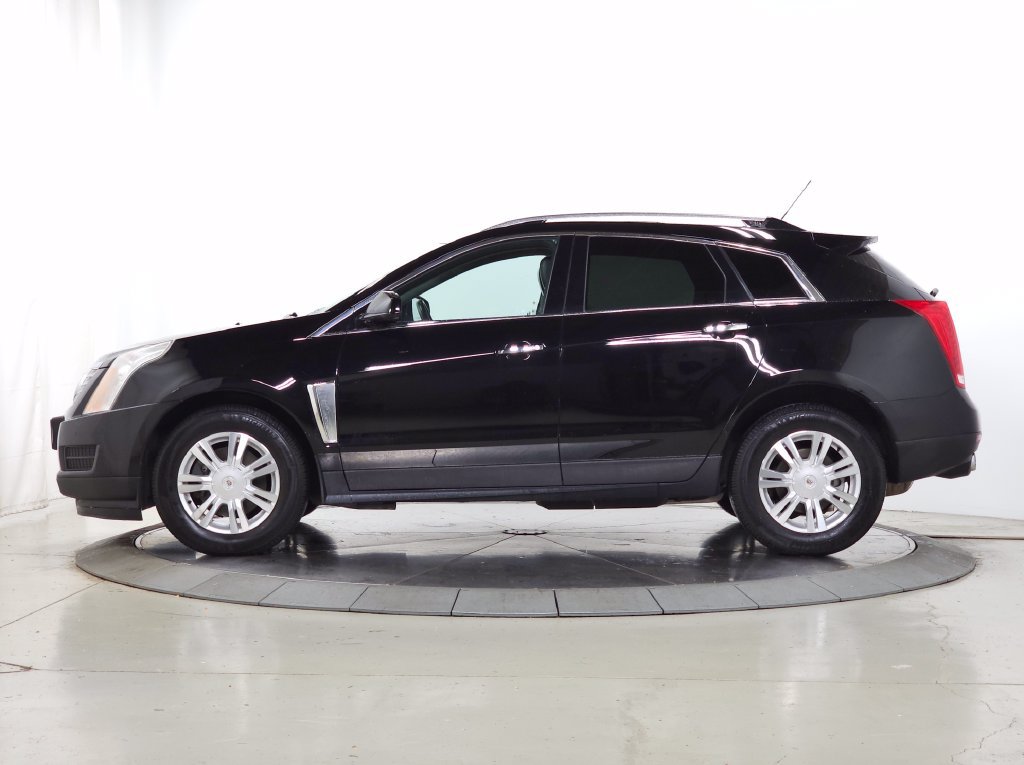 Used 2016 Cadillac SRX Luxury w/ Driver Awareness Package FWD image 2