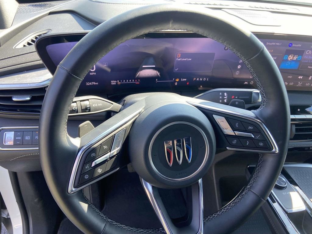 Used 2025 Buick Enclave Preferred image 19