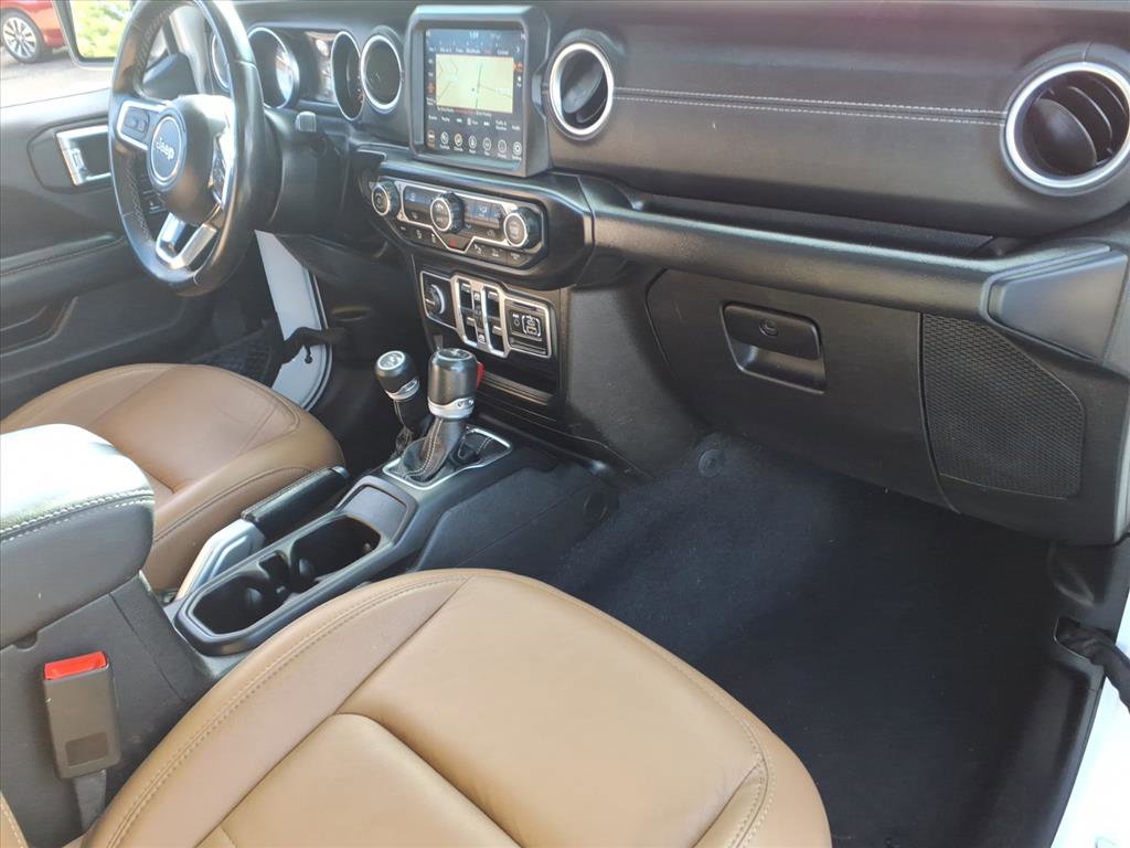 Used 2020 Jeep Gladiator Overland image 11