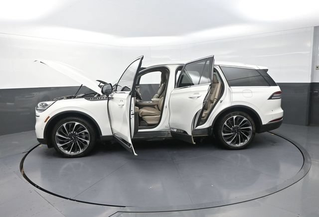 Used 2020 Lincoln Aviator Reserve w/ Equipment Group 202A AWD/4WD image 42