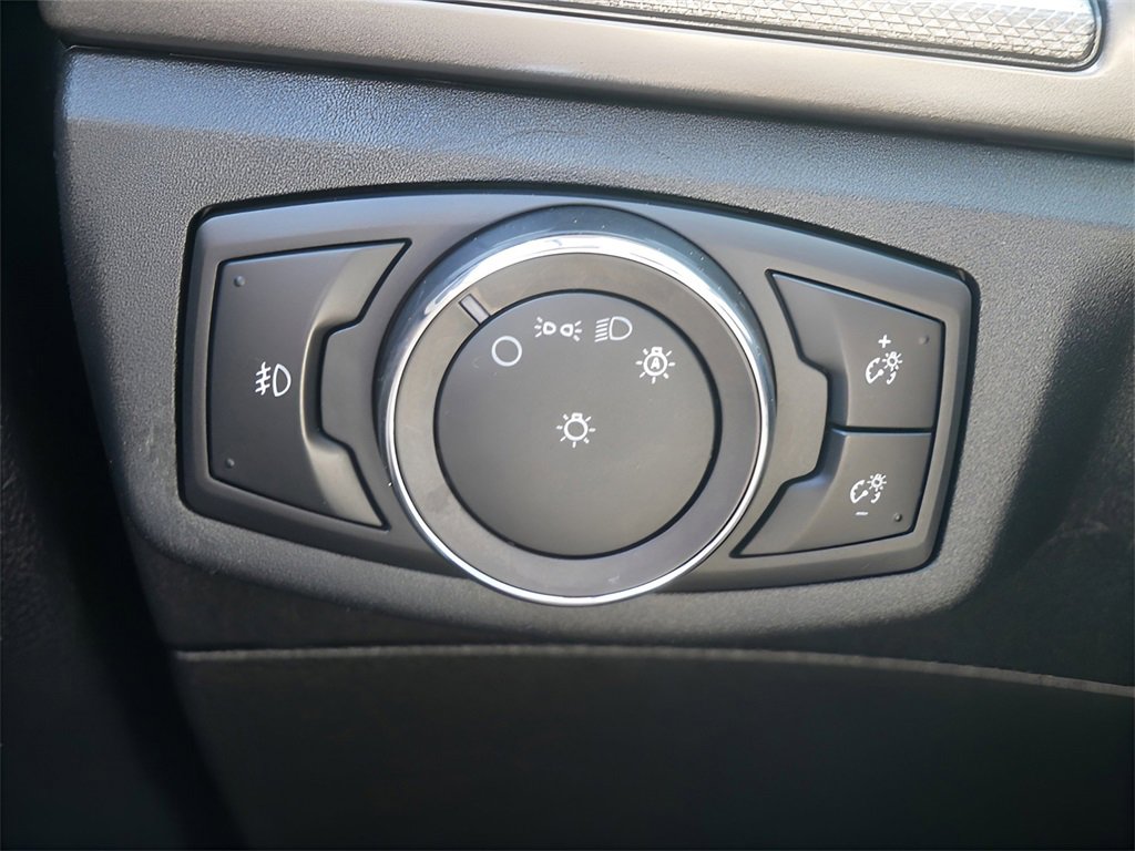 Used 2020 Ford Fusion SE w/ Equipment Group 151A image 21