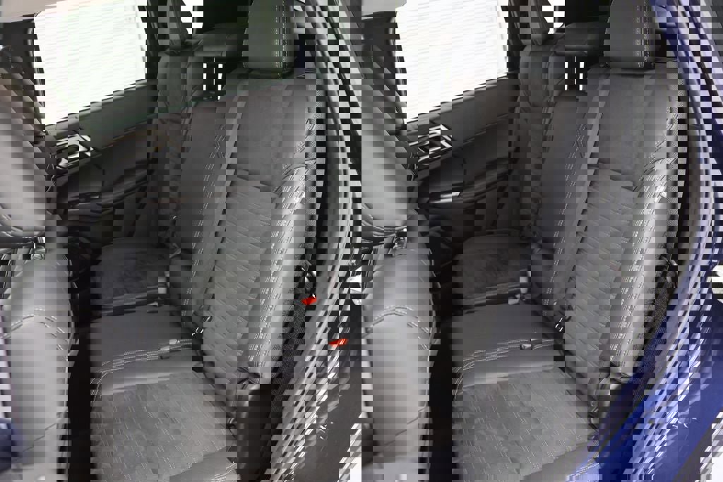 Used 2022 Mitsubishi Outlander SE image 12