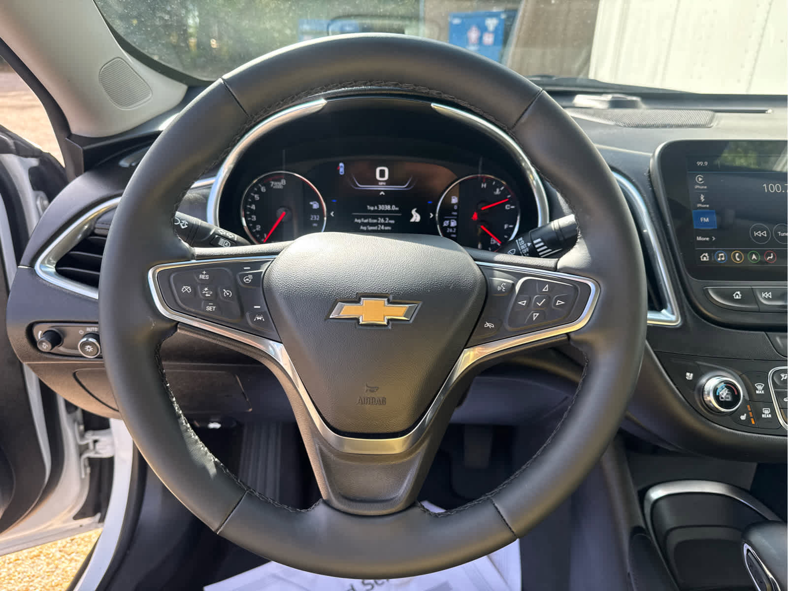 Used 2024 Chevrolet Malibu LT image 23