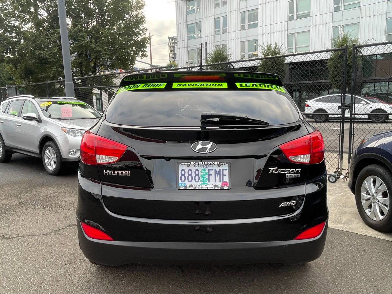 Used 2012 Hyundai Tucson Limited w/ Premium Pkg image 12