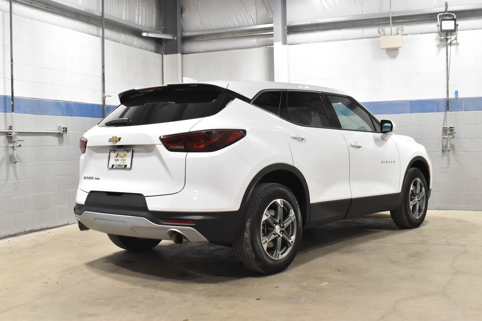 Used 2025 Chevrolet Blazer LT AWD/4WD image 26