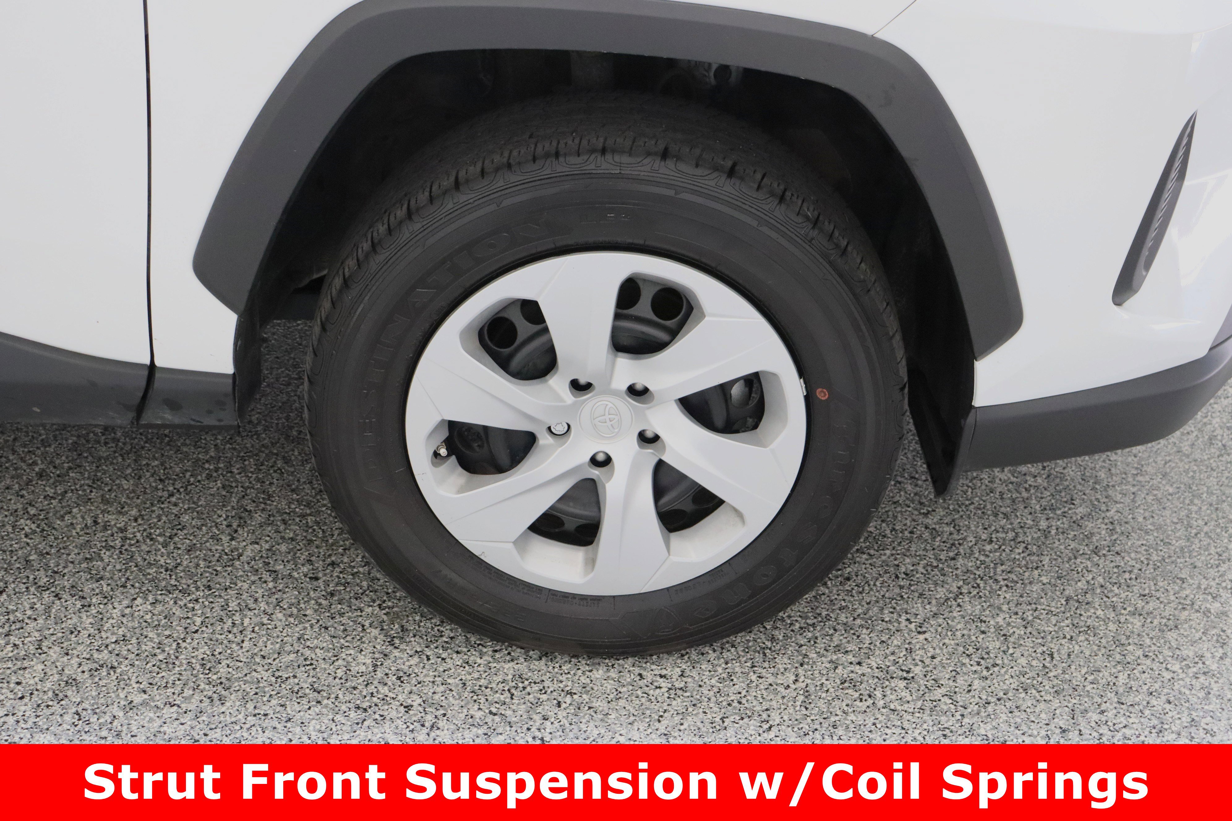 Used 2024 Toyota RAV4 LE image 5