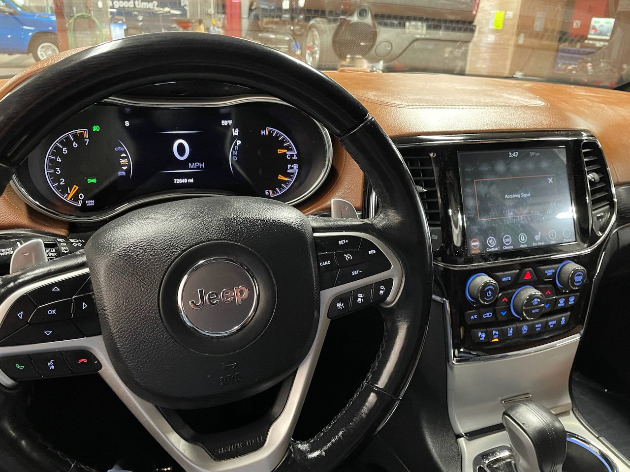 Used 2020 Jeep Grand Cherokee Summit AWD/4WD image 2