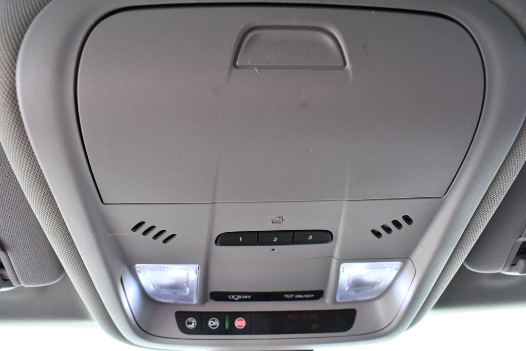 Used 2019 Chevrolet Equinox Premier AWD/4WD image 32