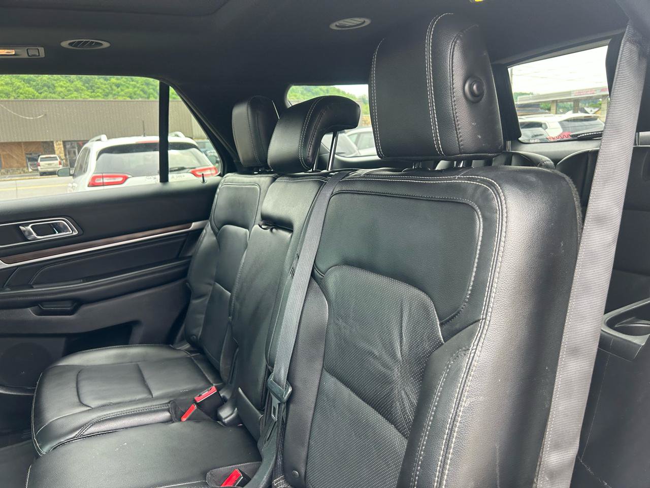 Used 2016 Ford Explorer Limited w/ Equipment Group 301A AWD/4WD image 28