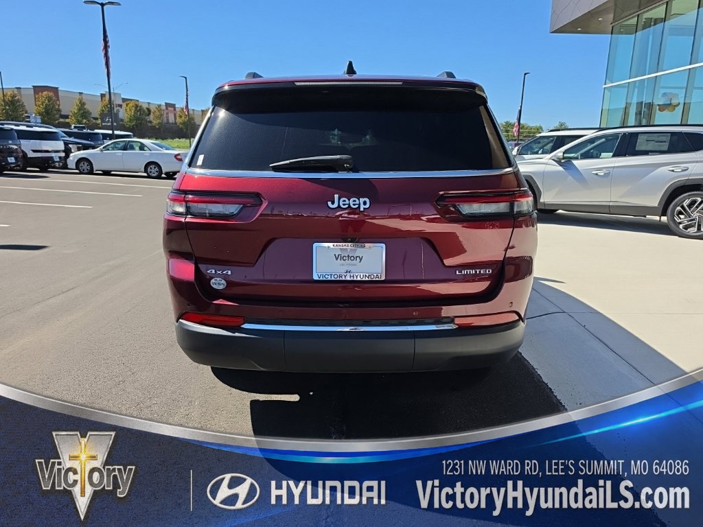 Used 2024 Jeep Grand Cherokee L Limited w/ Trailer Tow Package AWD/4WD image 4