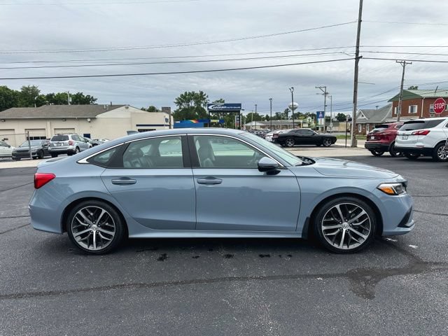 Used 2022 Honda Civic Touring image 8