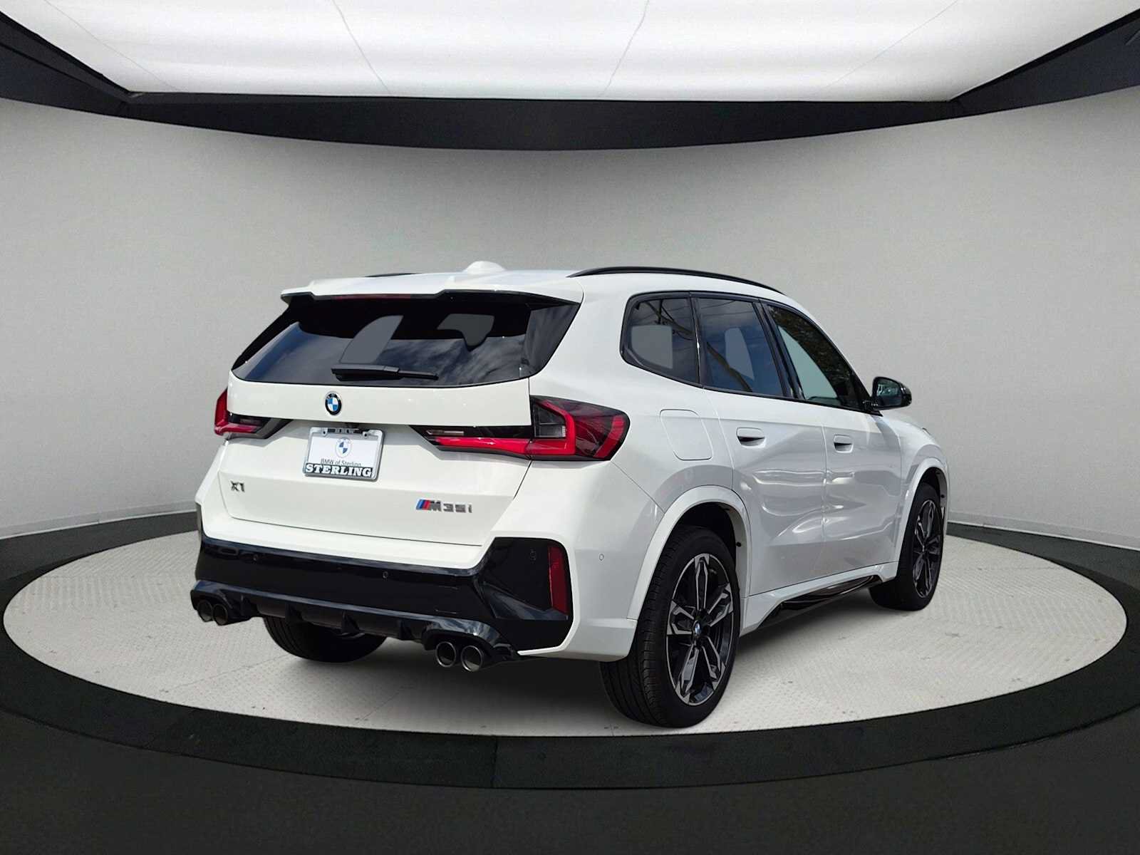 Used 2025 BMW X1 M35i w/ Shadowloine Package AWD/4WD image 8