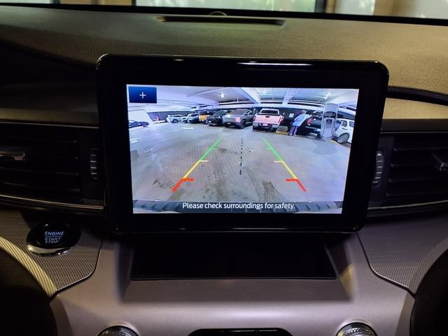 Used 2023 Ford Explorer XLT w/ Equipment Group 202A AWD/4WD image 7
