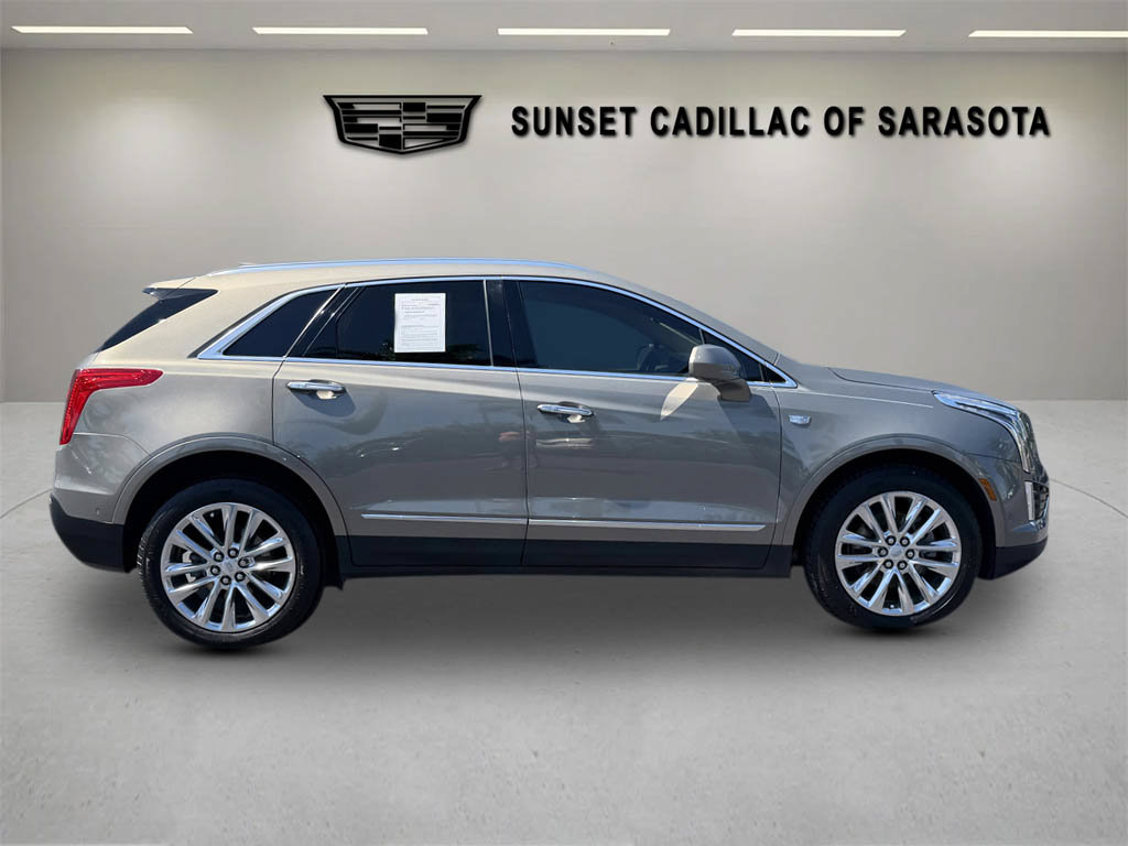 Used 2018 Cadillac XT5 Platinum w/ Driver Assist Package AWD/4WD image 2