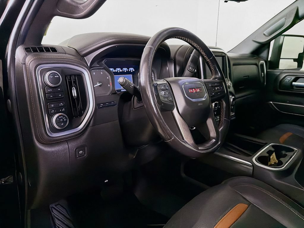 Used 2021 GMC Sierra 2500 AT4 w/ AT4 Premium Plus Package AWD/4WD image 10