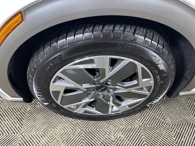 Used 2025 Genesis GV60 Advanced image 10