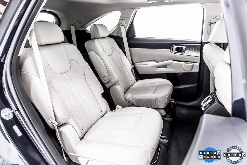 Used 2022 Kia Sorento SX Prestige w/ Panoramic Sunroof Package image 34