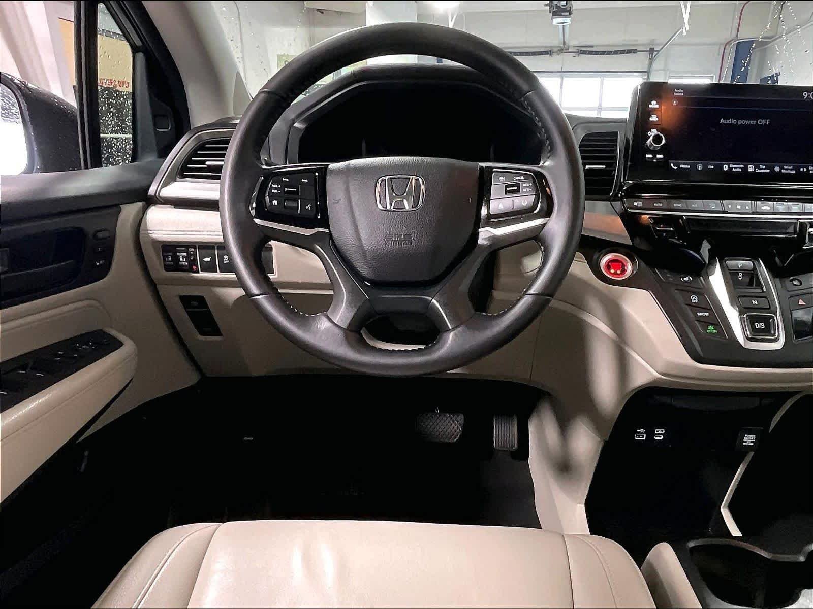 Used 2025 Honda Odyssey EX-L image 18
