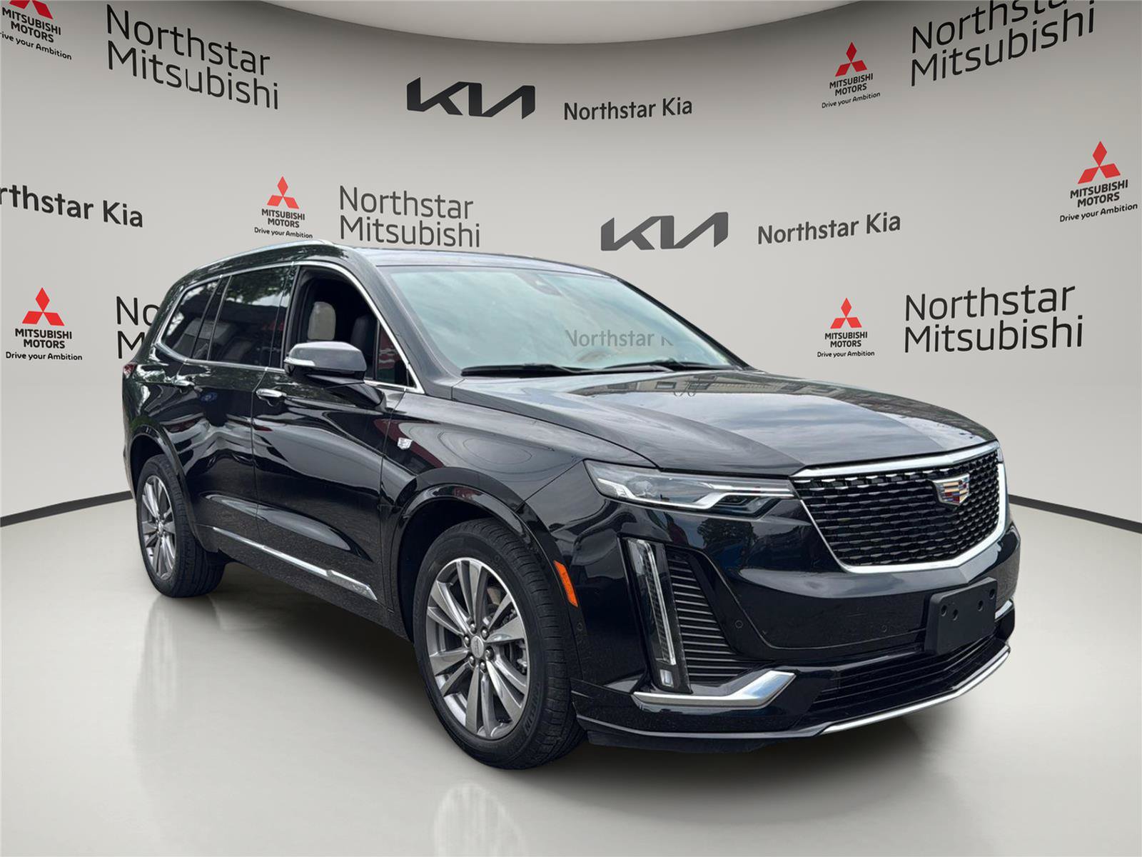 Used 2021 Cadillac XT6 Premium Luxury AWD/4WD image 7