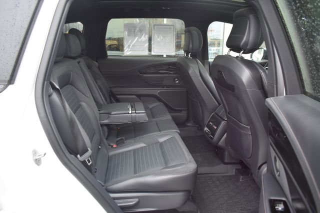 Used 2024 Lincoln Nautilus Reserve w/ Equipment Group 202A image 50