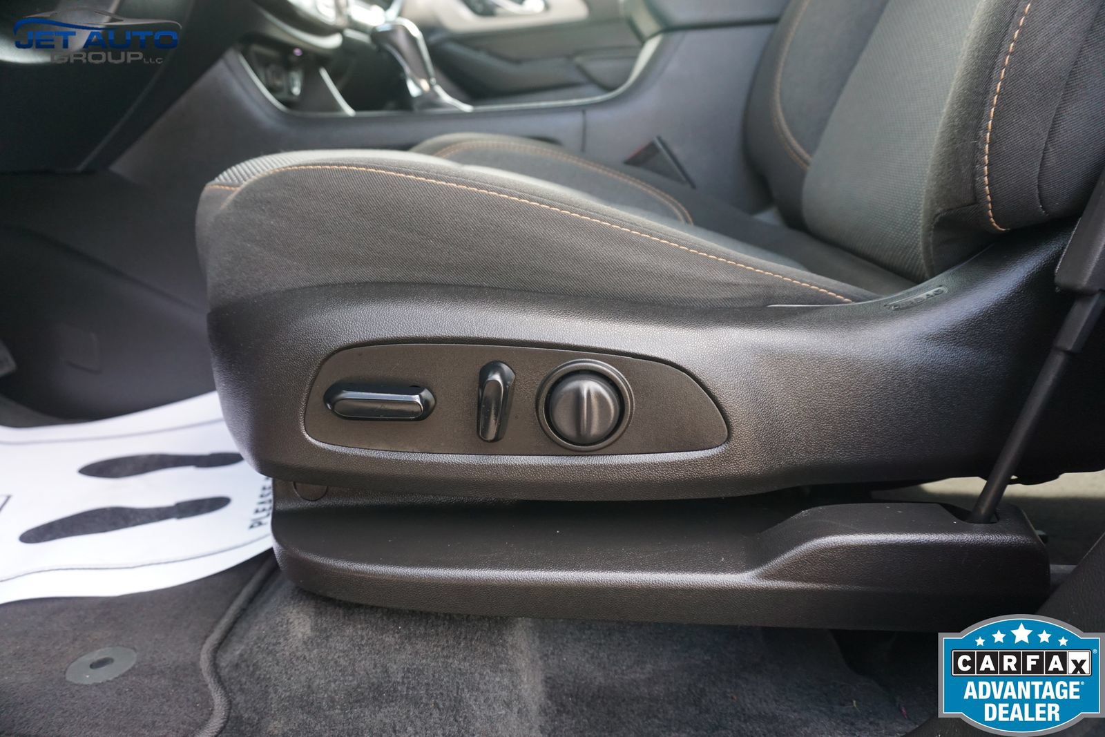 Used 2019 Chevrolet Traverse LT AWD/4WD image 34