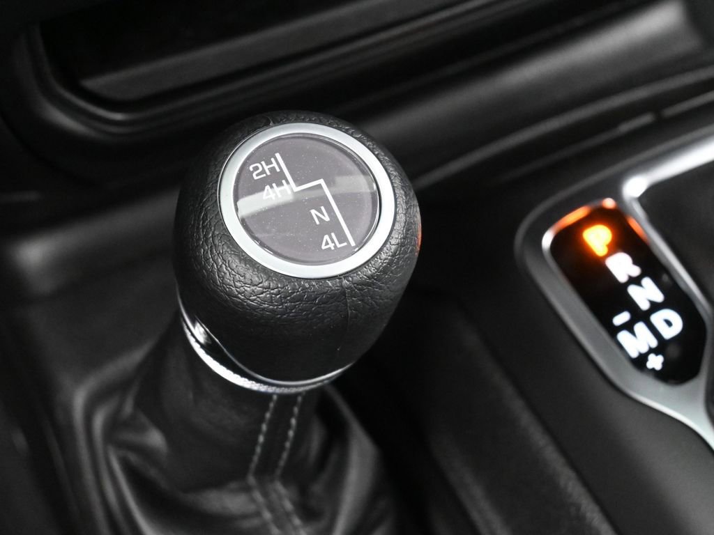 New 2026 Jeep Gladiator Sport AWD/4WD image 22