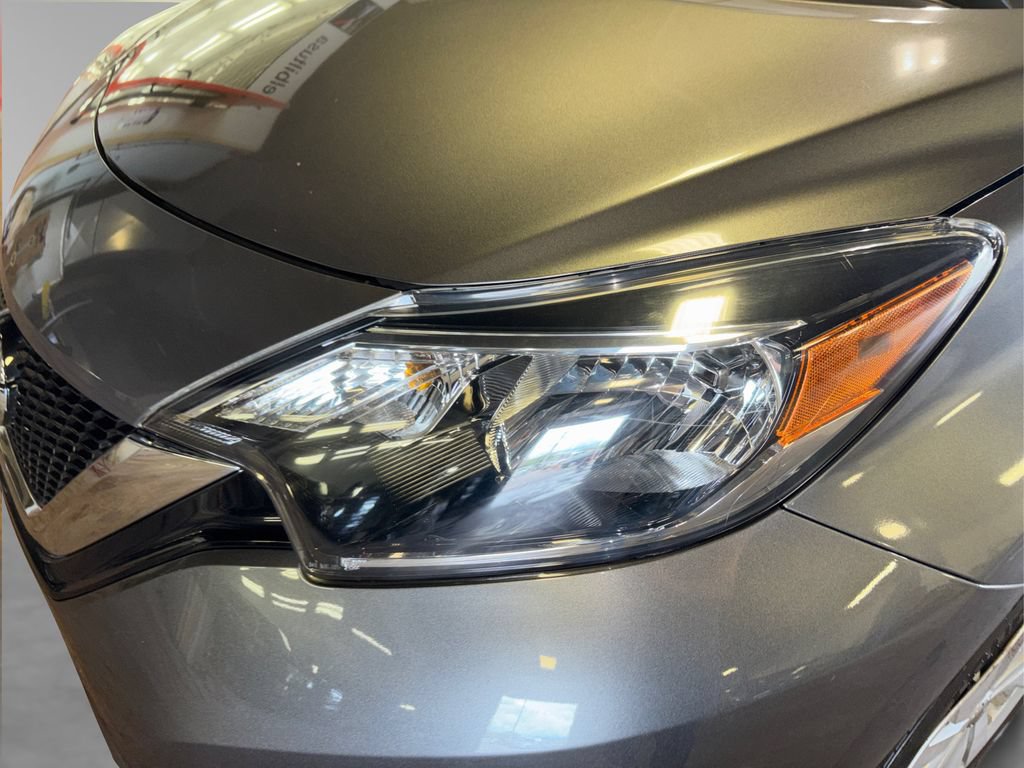Used 2018 Nissan Versa Note S FWD image 21