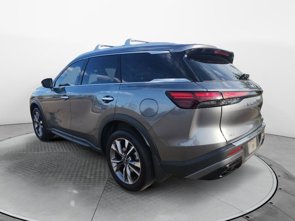 Used 2023 INFINITI QX60 Luxe w/ Cargo Package AWD/4WD image 3