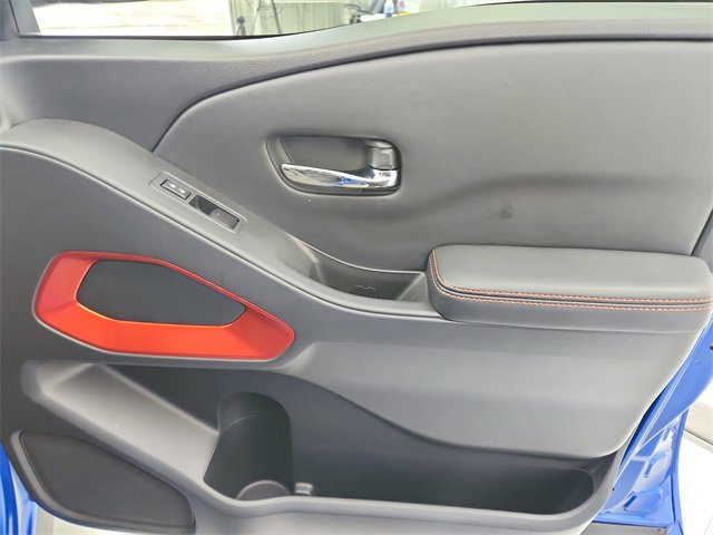 Used 2025 Nissan Frontier PRO-4X image 41