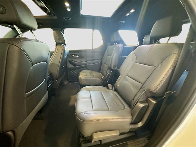 Used 2023 Chevrolet Traverse RS image 25