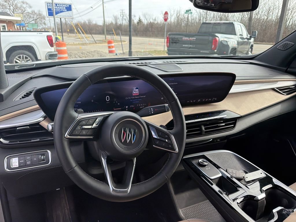 Used 2025 Buick Enclave Preferred w/ Trailering Package, 5000 lbs. image 13
