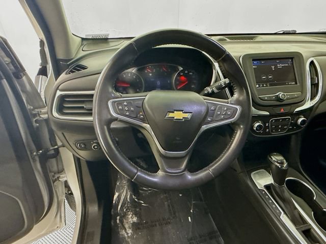 Used 2019 Chevrolet Equinox LT w/ Driver Convenience Package image 11