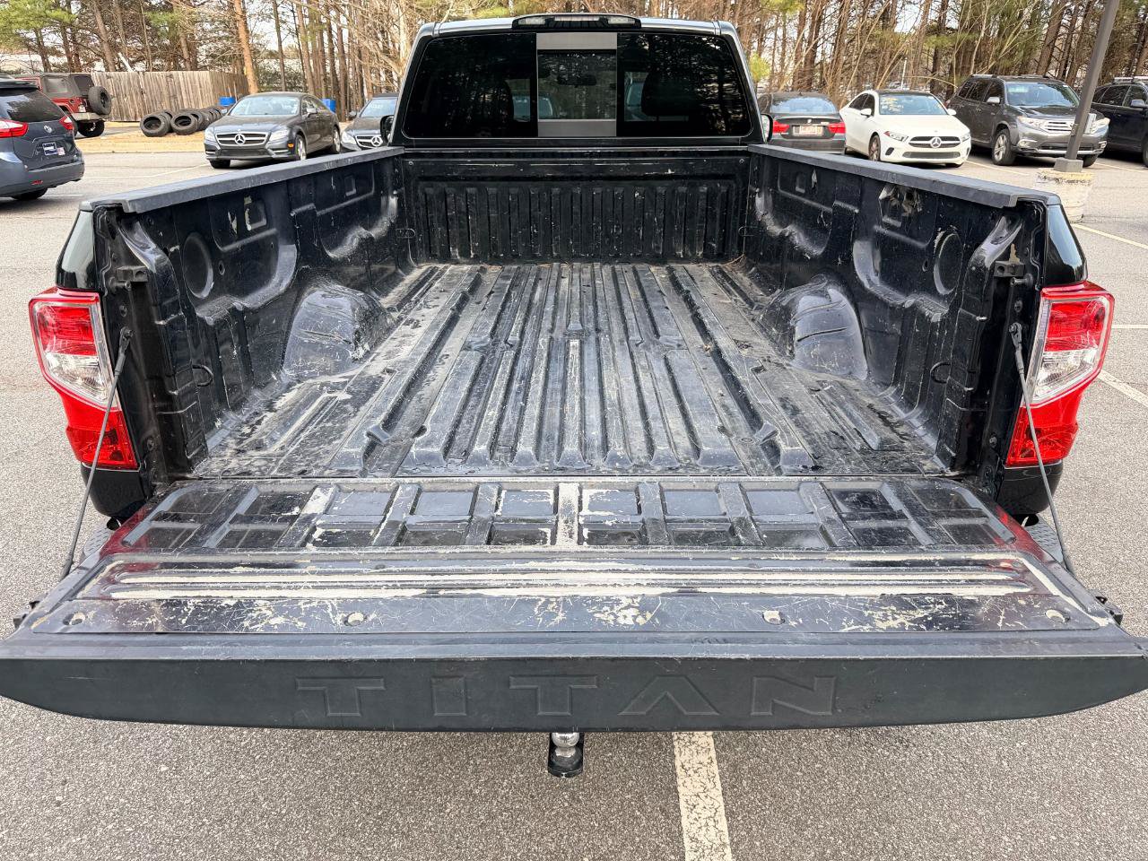 Used 2017 Nissan Titan S RWD image 17