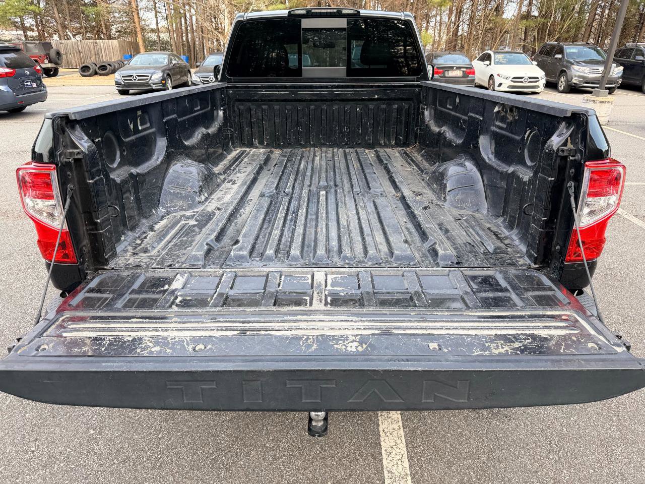 Used 2017 Nissan Titan S RWD image 17