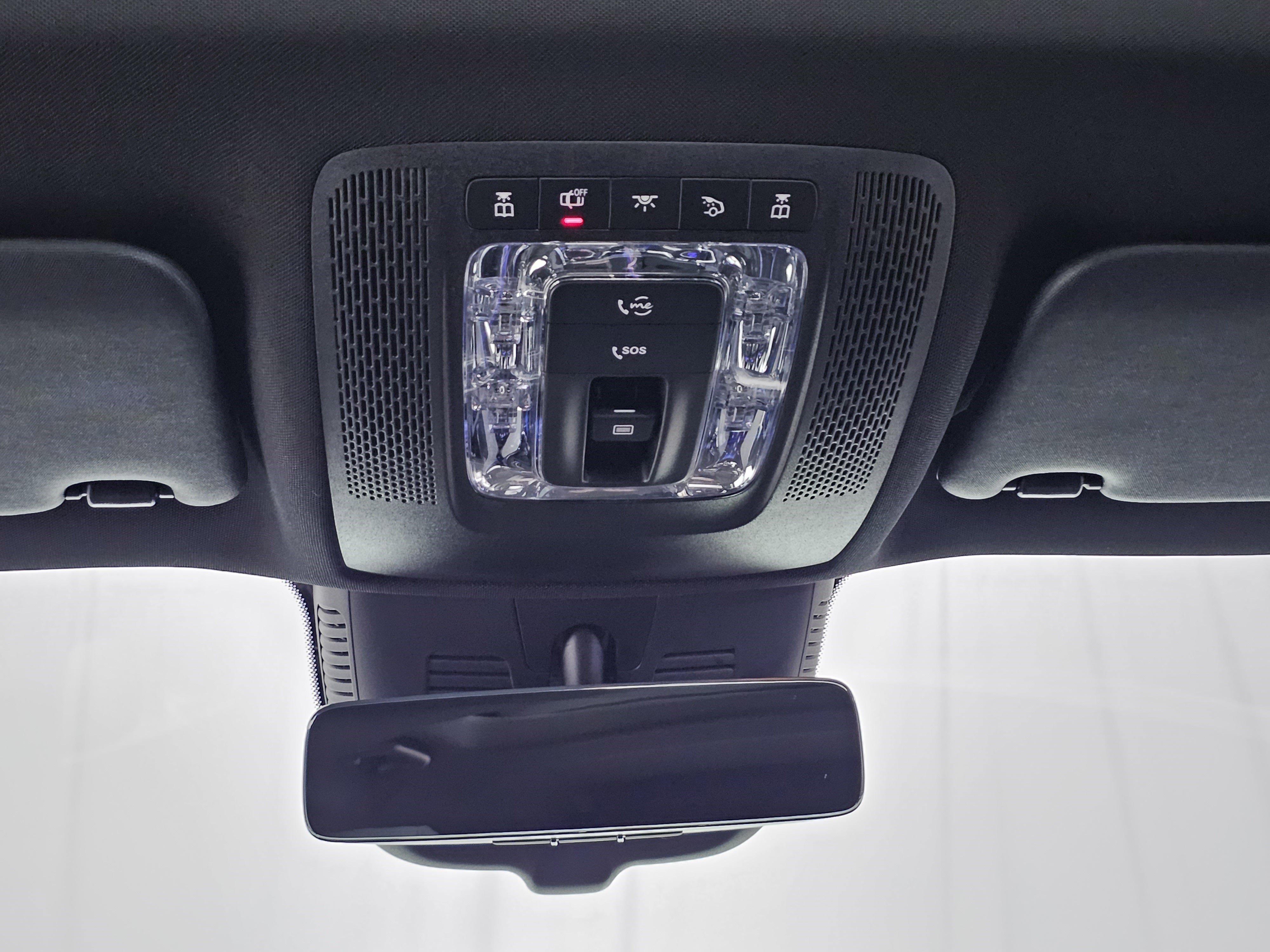Certified 2025 Mercedes-Benz GLB 250 4MATIC image 35