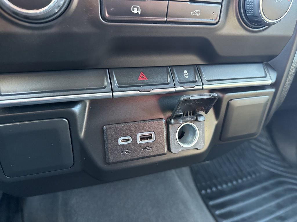 Used 2023 Chevrolet Silverado 2500 Custom w/ Infotainment Package image 30