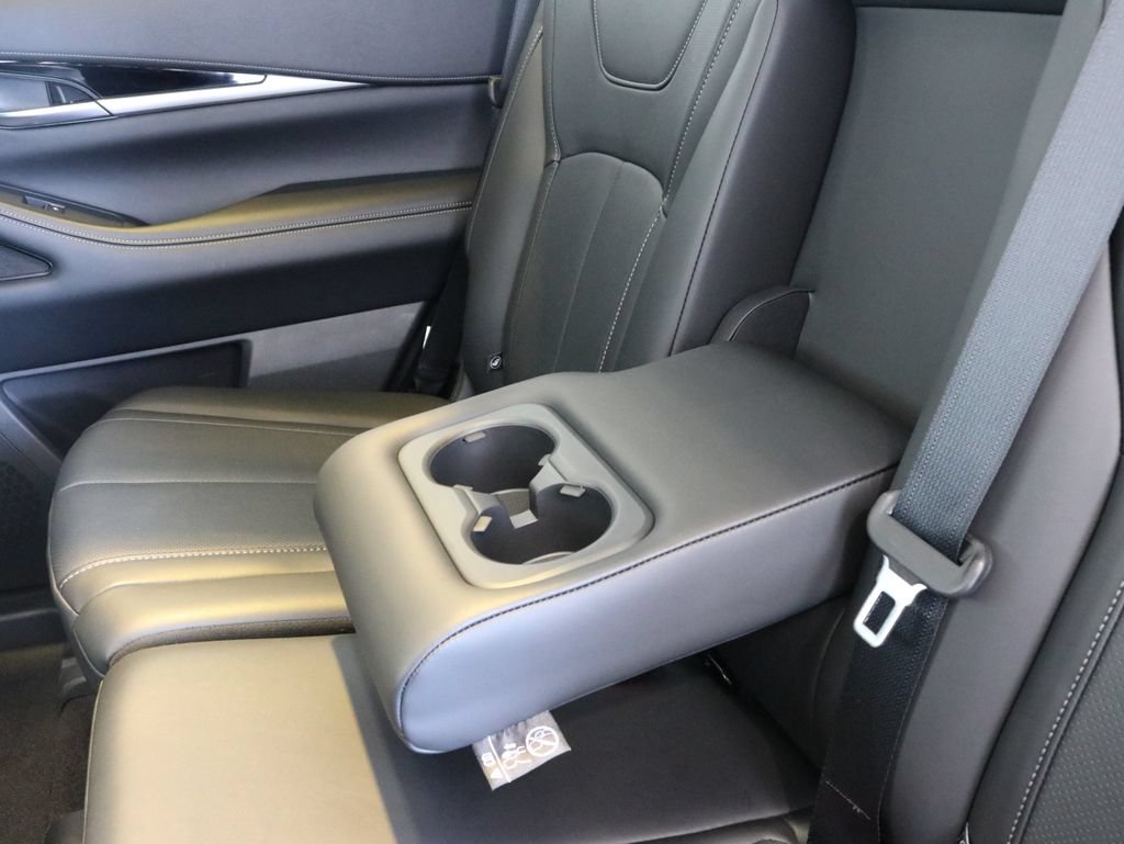 Certified 2025 INFINITI QX60 Pure AWD/4WD image 35