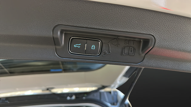 New 2026 Ford Explorer Active w/ Active Comfort Package AWD/4WD image 35
