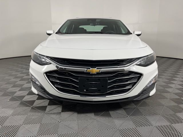 Used 2023 Chevrolet Malibu LT image 3
