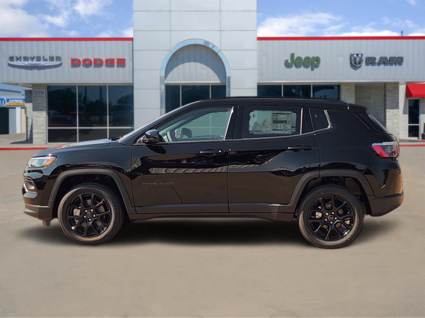 New 2026 Jeep Compass Latitude AWD/4WD image 3