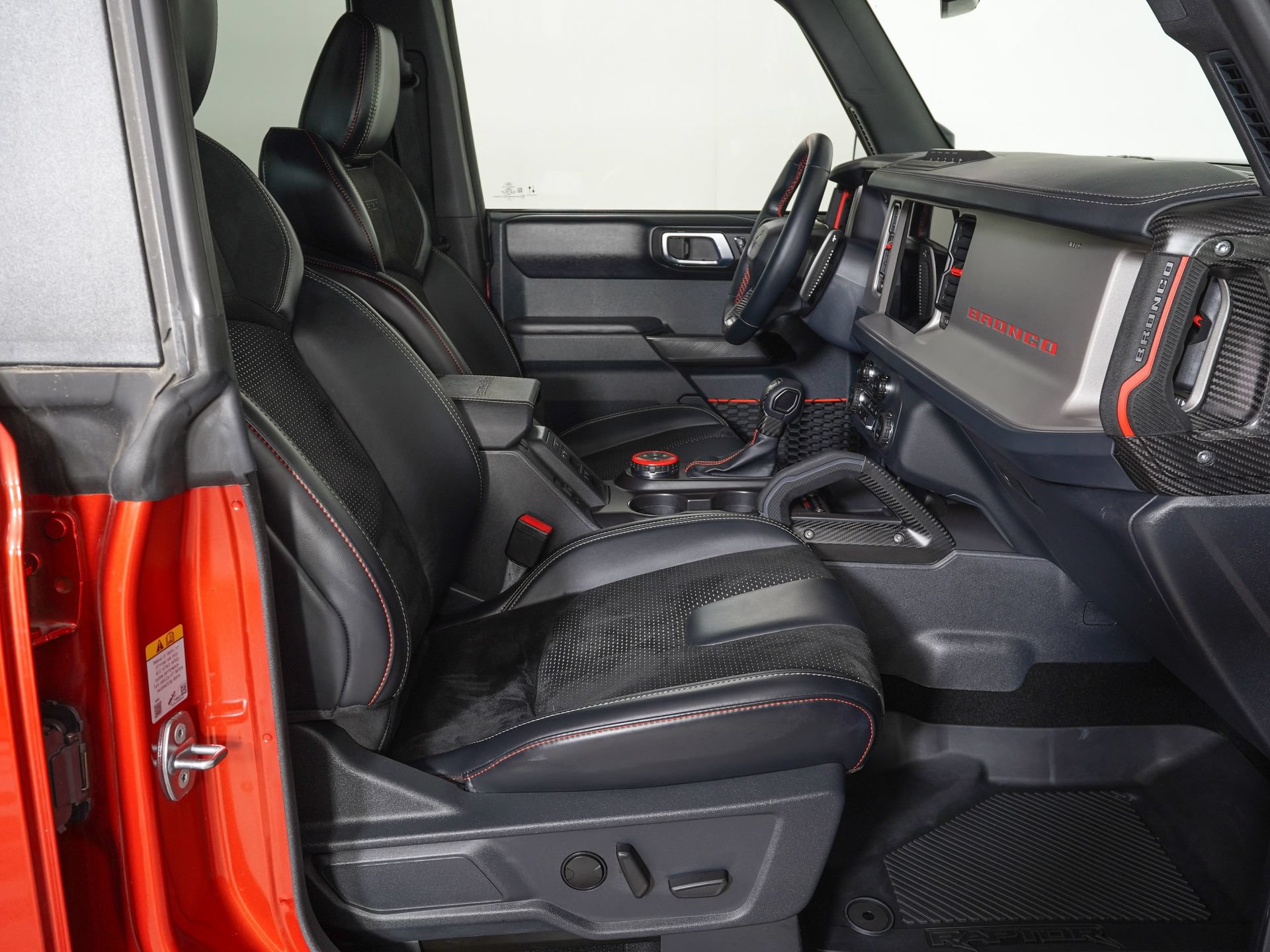 Used 2024 Ford Bronco Raptor w/ Interior Carbon Fiber Pack 6 AWD/4WD image 8