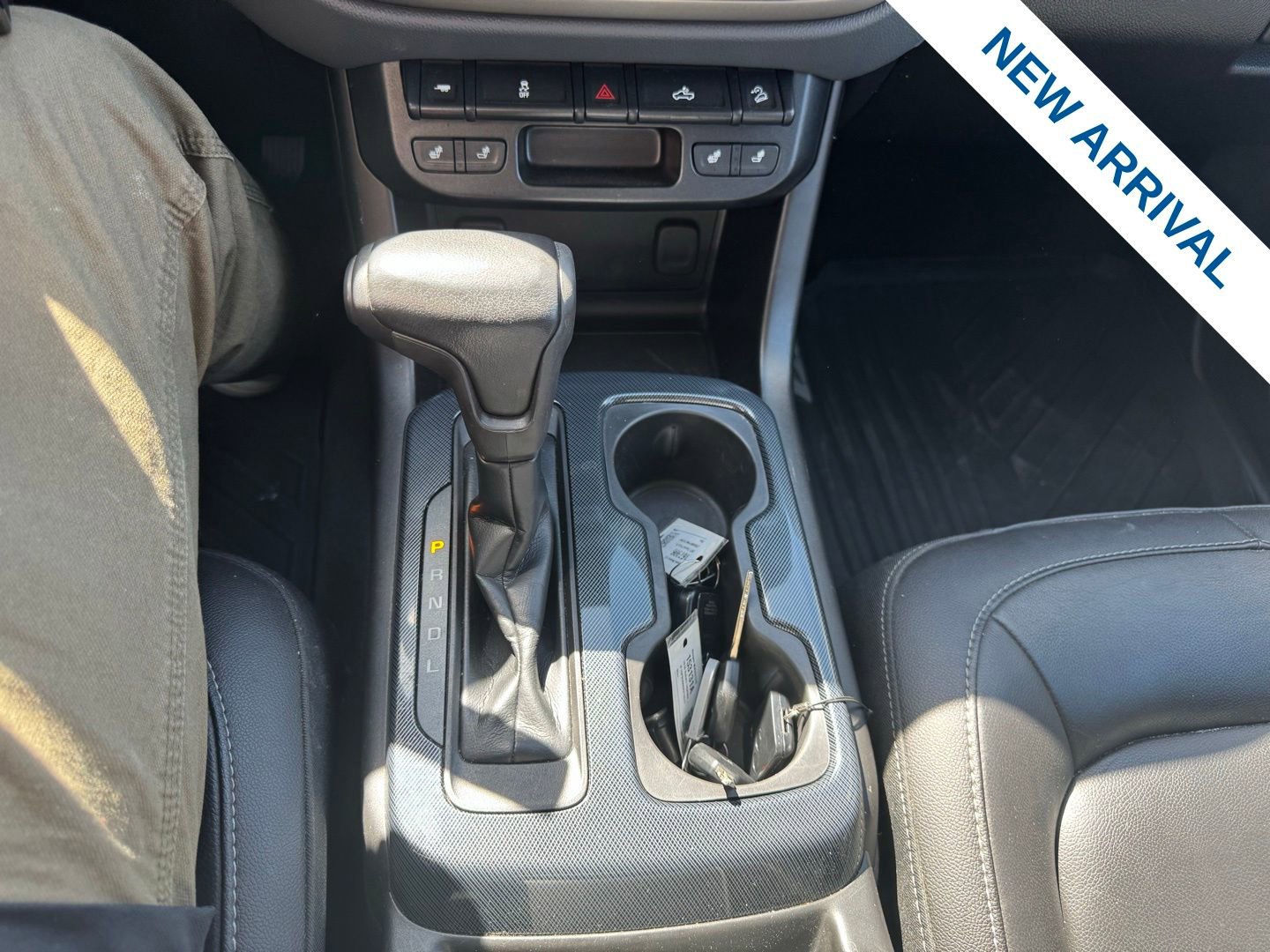 Used 2018 Chevrolet Colorado Z71 w/ Centennial Edition image 26