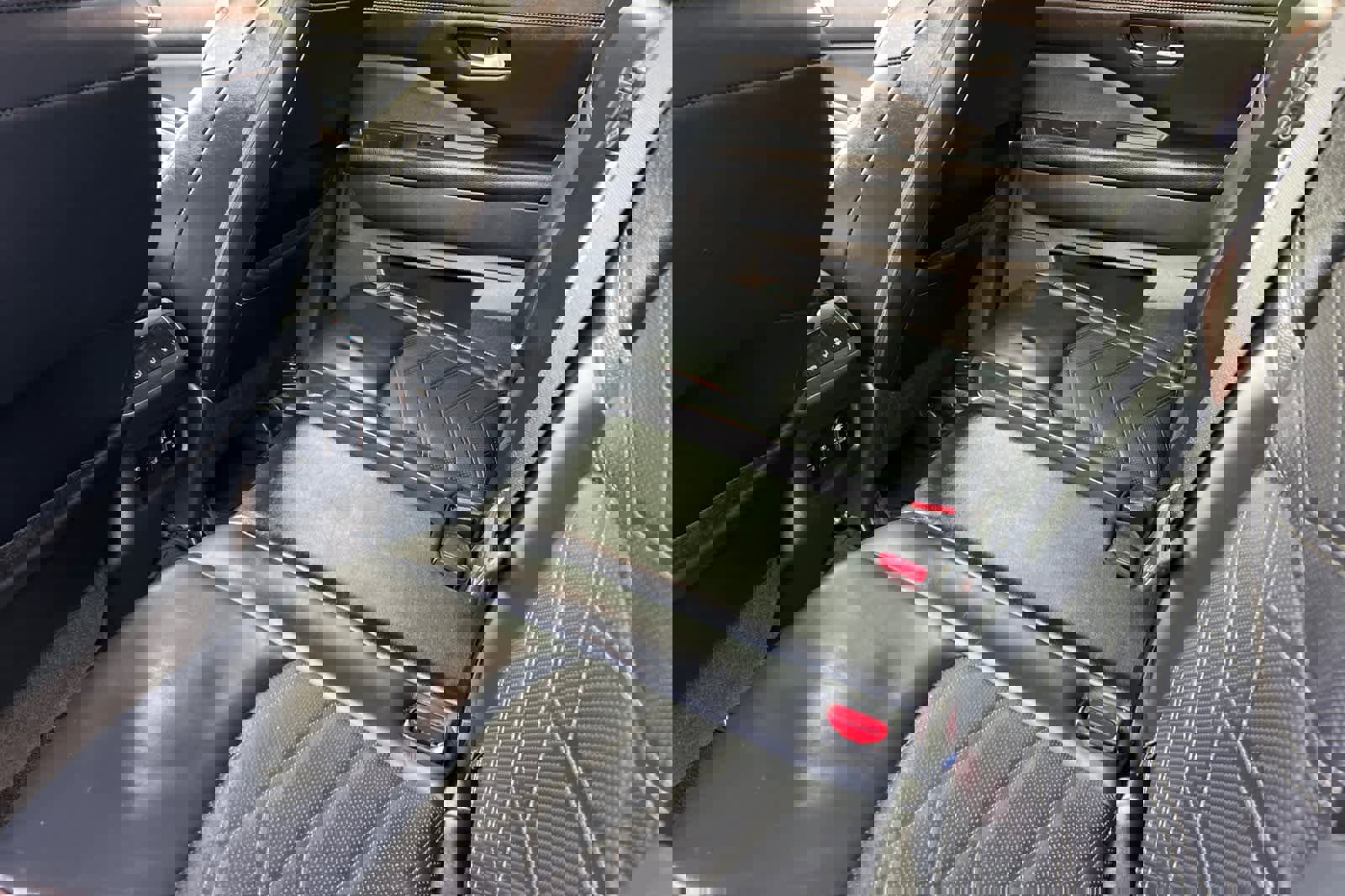 Certified 2024 Nissan Pathfinder Platinum w/ Cargo Package image 5