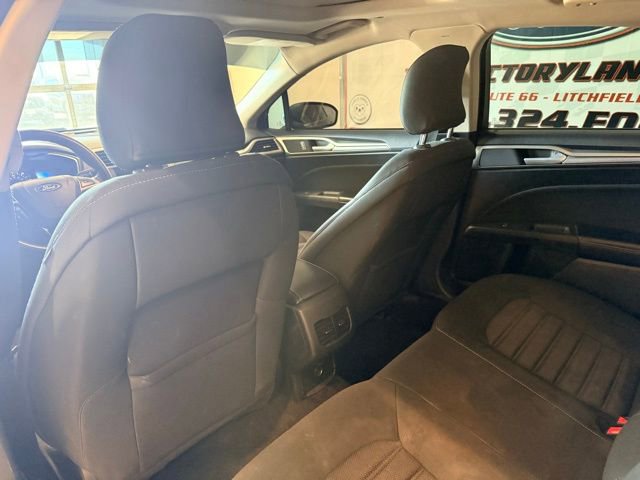 Used 2019 Ford Fusion SE image 17