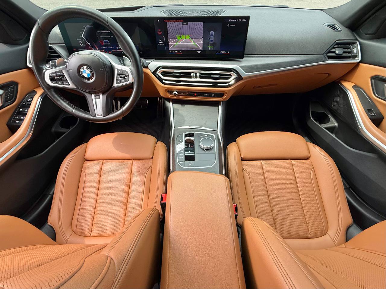 Used 2023 BMW 330i Sedan w/ M Sport Package RWD image 9
